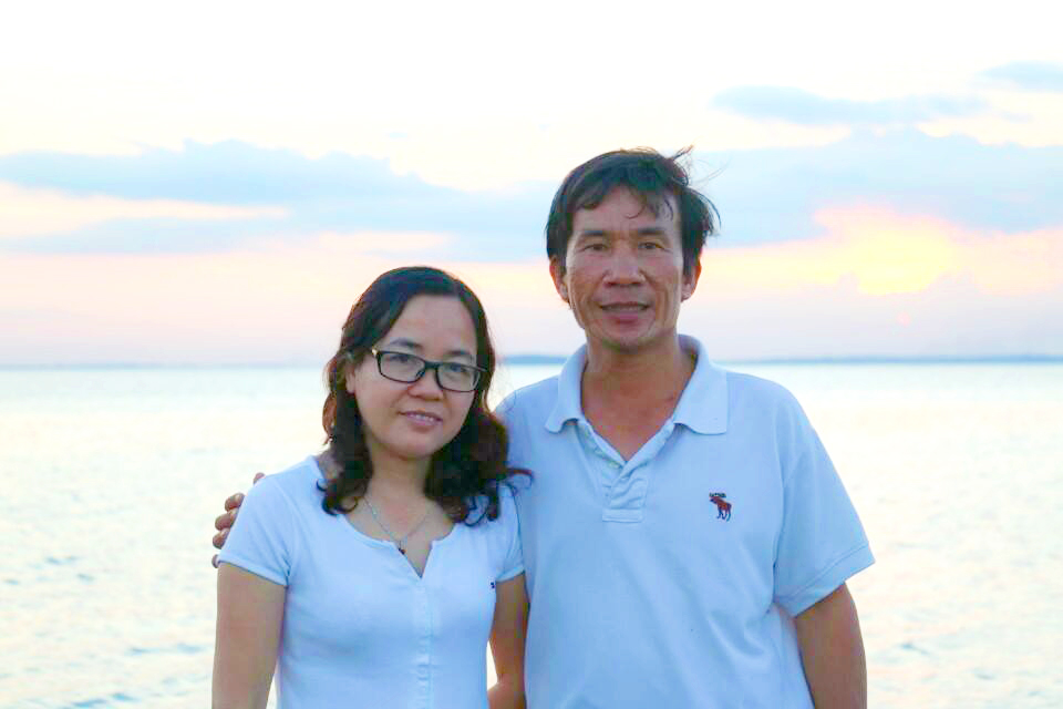 Cô & Chú Trần Văn Sinh